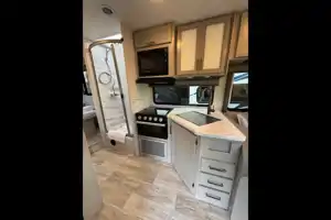 Brand new 2026 Thor Chateau 30ft. with free private shuttle -Sophia