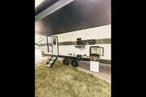 Luxurious 2023  2BR 1-1/2 Bath Trailer