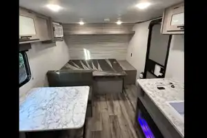 2024 COLEMAN LANTERN LT 17B Travel Trailer
