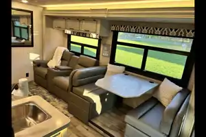 Steven Lee's Jayco 30z Class C