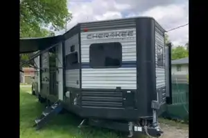 2019Forest River Cherokee 274VFK Sleeps 6!