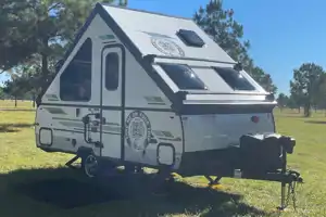Mars/ Marte RV Lite Camping Family and friends camping