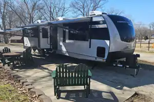 2 Fireplaces and a Secret Bunkroom!