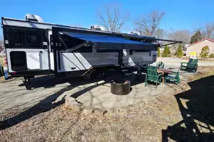 2 Fireplaces and a Secret Bunkroom!