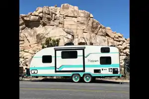 Vicky Voyager 
