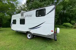 Michael's Forest River Salem Cruise Lite Travel Trailer