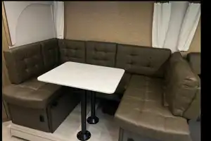 Nomadic Nature Rentals w Luxury Amenities (Mickey)