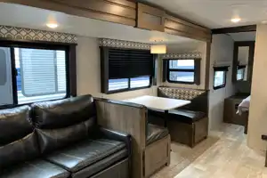 Michelle’s Prime Time Travel Trailer