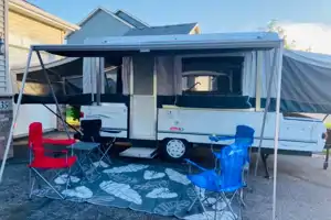 Popup Camper with Heat/AC & Amenities
