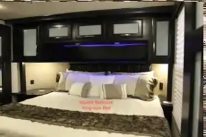  The Country Condo (Delivery Only)