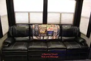 The Country Condo (Delivery Only)