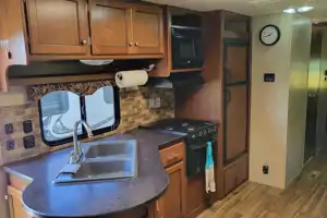 Michael 's Heartland Prowler 32BHS Travel Trailer