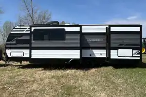 Grumpelt’s Transcend Xplor 251BH Trailer