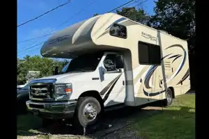 Agnes's Thor Motor Coach Freedom Elite Class C