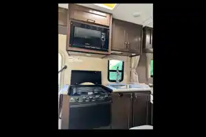 Agnes's Thor Motor Coach Freedom Elite Class C