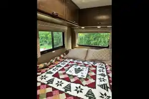 Agnes's Thor Motor Coach Freedom Elite Class C