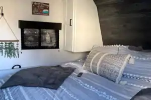 Libby Keystone Hideout Travel Trailer