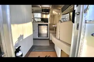 " Wander Stream " FREE delivery, near airport