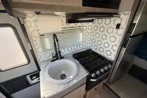 Sleep 6 - Family Fun RV Coachmen Cross Trail Class C