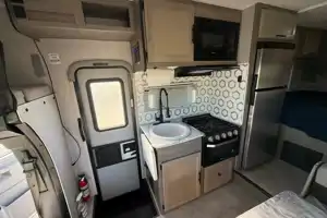 Sleep 6 - Family Fun RV Coachmen Cross Trail Class C
