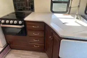 32ft Class C RV Fully Stocked-Kid and Pet Approved-Just bring your Clothes and Toiletries