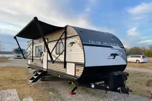 Sinu's Heartland Trail Runner Travel Trailer