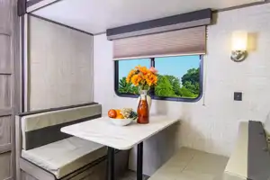 Shanna's Gulf Stream Kingsport 279bh Travel Trailer