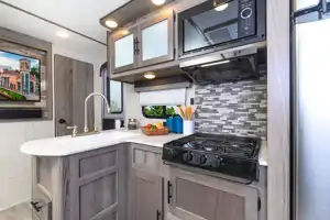 Shanna's Gulf Stream Kingsport 279bh Travel Trailer