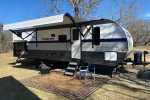 Shanna's Gulf Stream Kingsport 279bh Travel Trailer