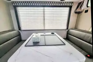 Adventure Awaits in new RV – Easy to Drive, Sleeps 5!