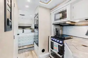 Brand New! Beautiful 2023 Thor Class C 