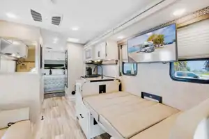 Brand New! Beautiful 2023 Thor Class C 