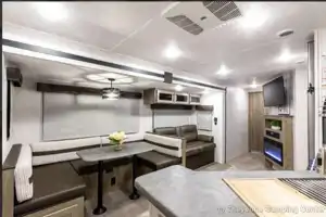 Marina's 5-star Hotel on Wheels