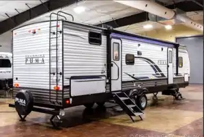 Marina's 5-star Hotel on Wheels