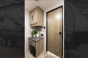 Marina's 5-star Hotel on Wheels