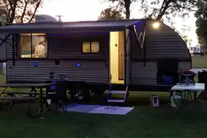 FR Grey Wolf Cherokee 24'