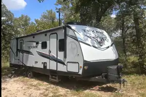 Jake's Crossroads Texan rb29 Travel Trailer