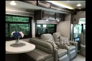 Baboo's Big Bus