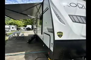Gardner's Dutchmen Kodiak Travel Trailer
