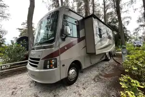 Coachmen 2016 31 pied pour 8