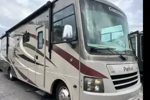 Coachmen 2016 31 pied pour 8