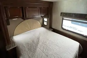 Coachmen 2016 31 pied pour 8