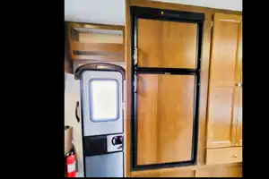 Comfy & Clean Coachmen Leprechaun