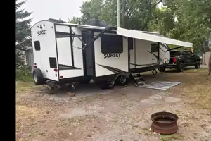 Darryl and Tieran’s Crossroads 250rk Travel Trailer