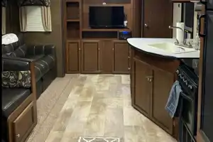 Brady's Layton Skyline Travel Trailer