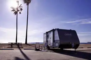 Cozy Beach Camper! *Dog friendly*