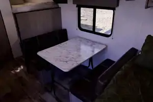 Cozy Beach Camper! *Dog friendly*