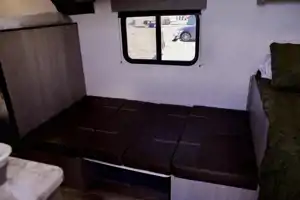 Cozy Beach Camper! *Dog friendly*