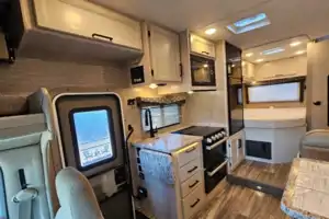 Ulindo Thor Motor Coach Freedom Elite Class C