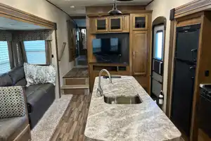 Jeff's Coachmen Chaparral lite Fifth Wheel